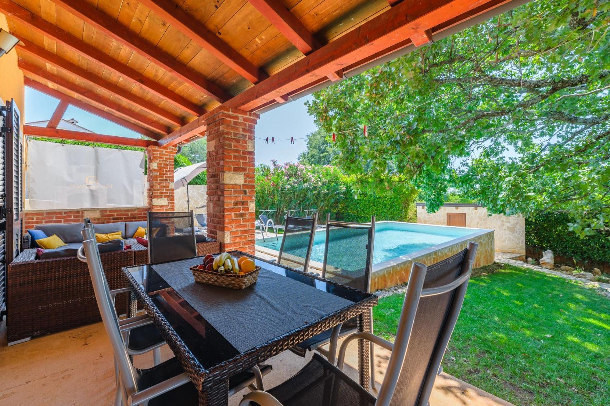 Villa Hrast Bacva Višnjan Extérieur photo