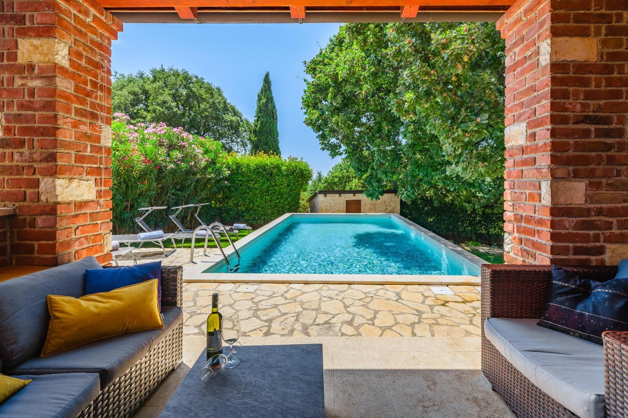 Villa Hrast Bacva Višnjan Extérieur photo