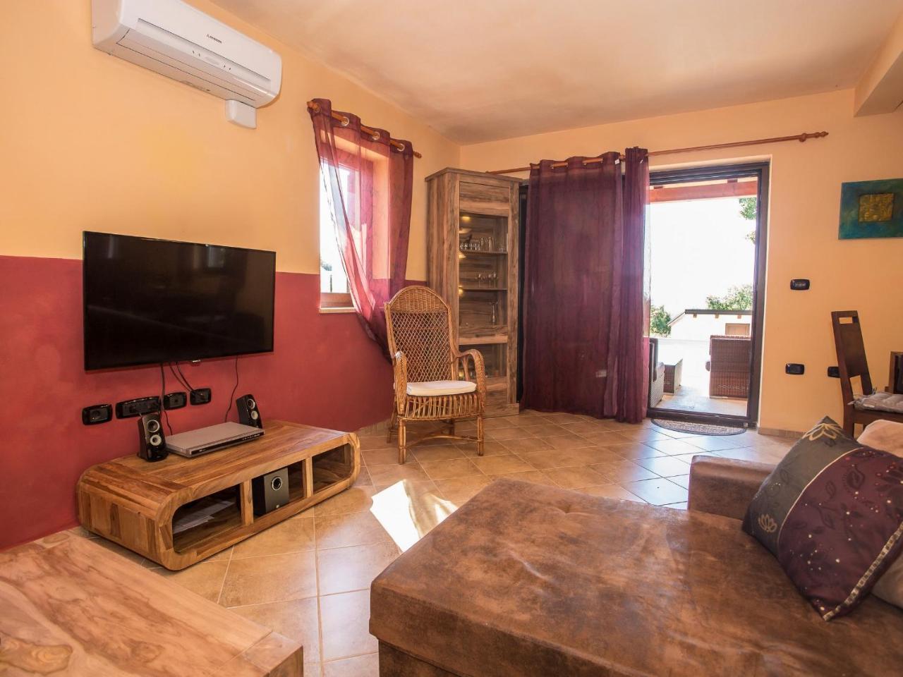 Villa Hrast Bacva Višnjan Extérieur photo