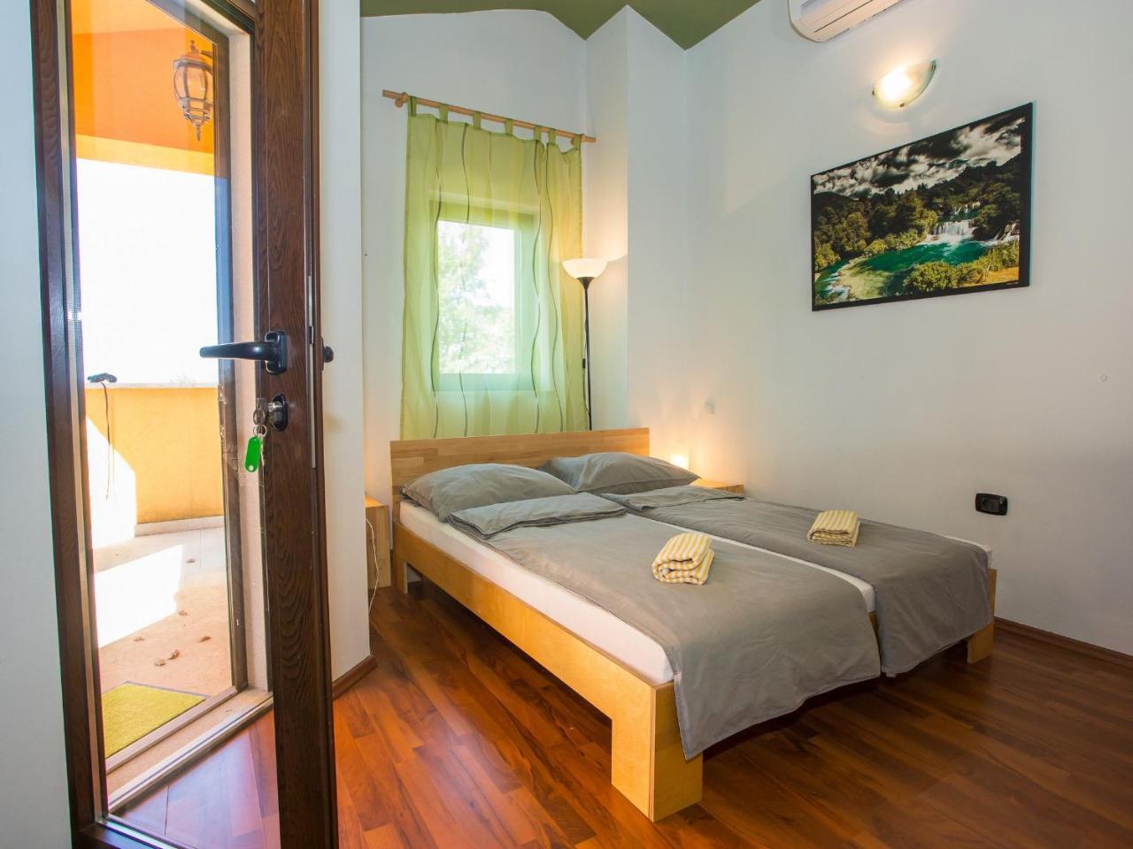 Villa Hrast Bacva Višnjan Extérieur photo